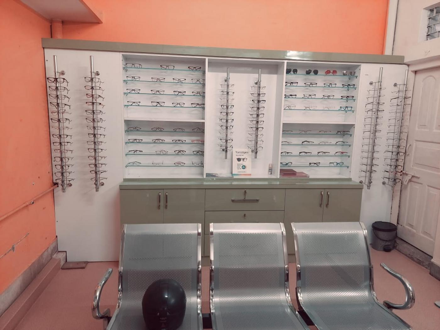 Varanasi Eye Foundation, Tagore Town, Ordely Bazar